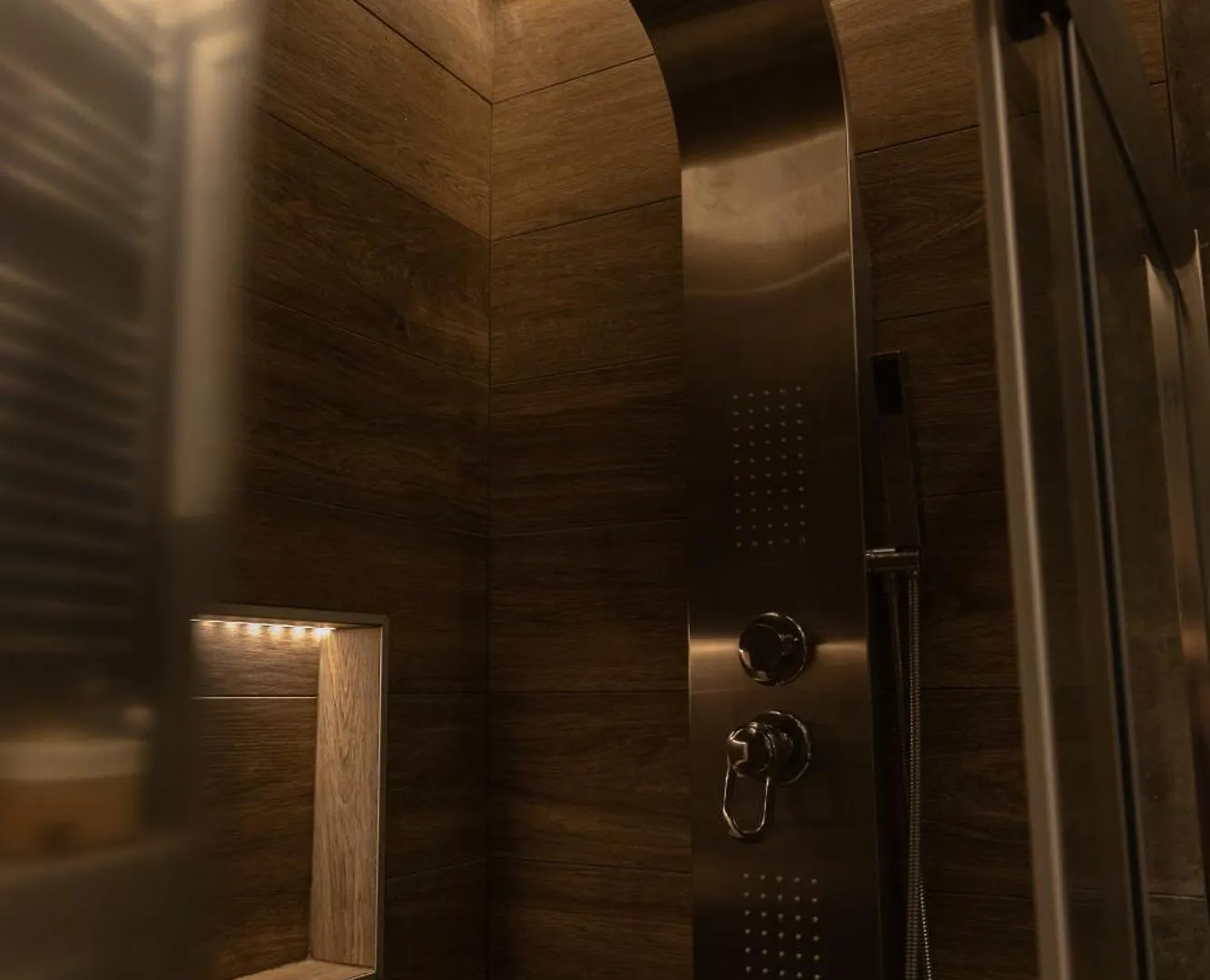 Apartment Urban Luxury By Infox Suites Thessaloniki